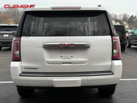 More photos of 2019 GMC Yukon Denali at Clement Chrysler Dodge Jeep Ram Columbia, IL