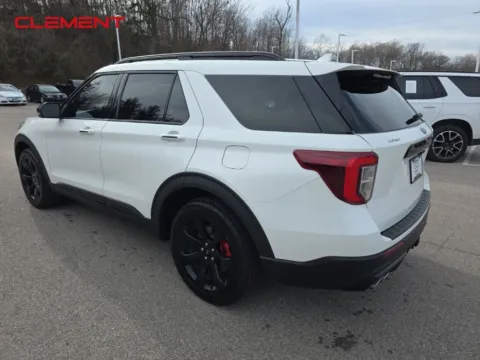 More photos of 2021 Ford Explorer ST at Clement Chrysler Dodge Jeep Ram Columbia, IL