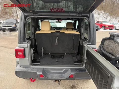 More photos of 2018 Jeep Wrangler Rubicon at Clement Chrysler Dodge Jeep Ram Columbia, IL
