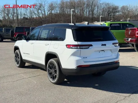 Another view of 2025 Jeep Grand Cherokee L Limited for sale in Columbia, IL at Clement Chrysler Dodge Jeep Ram Columbia