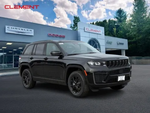 Black 2026 Jeep Grand Cherokee Laredo for sale in Columbia, IL