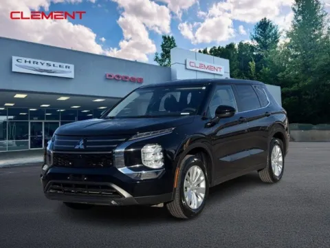 Silver 2025 Mitsubishi Outlander ES for sale in Columbia, IL