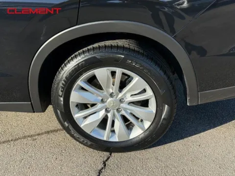 More photos of 2025 Mitsubishi Outlander ES at Clement Chrysler Dodge Jeep Ram Columbia, IL