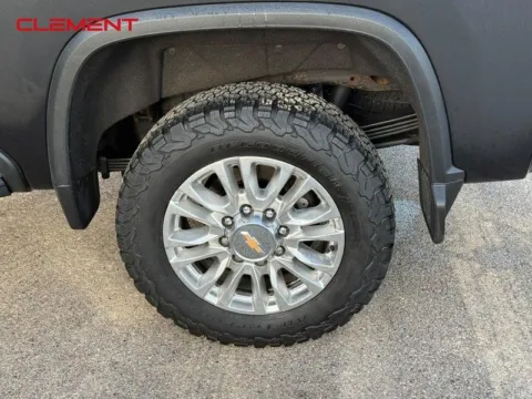 More photos of 2021 Chevrolet Silverado 2500HD High Country at Clement Chrysler Dodge Jeep Ram Columbia, IL