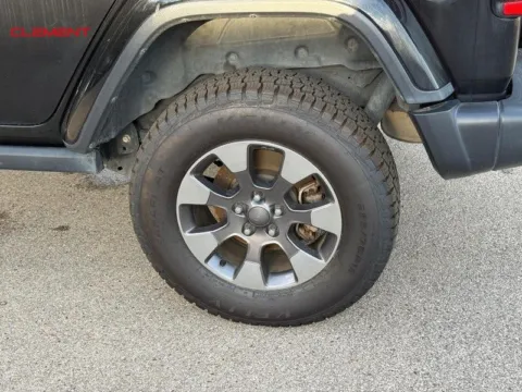 More photos of 2018 Jeep Wrangler Unlimited Sahara at Clement Chrysler Dodge Jeep Ram Columbia, IL