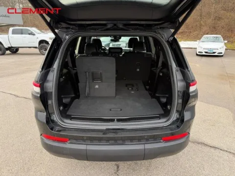 More photos of 2024 Jeep Grand Cherokee L Altitude at Clement Chrysler Dodge Jeep Ram Columbia, IL