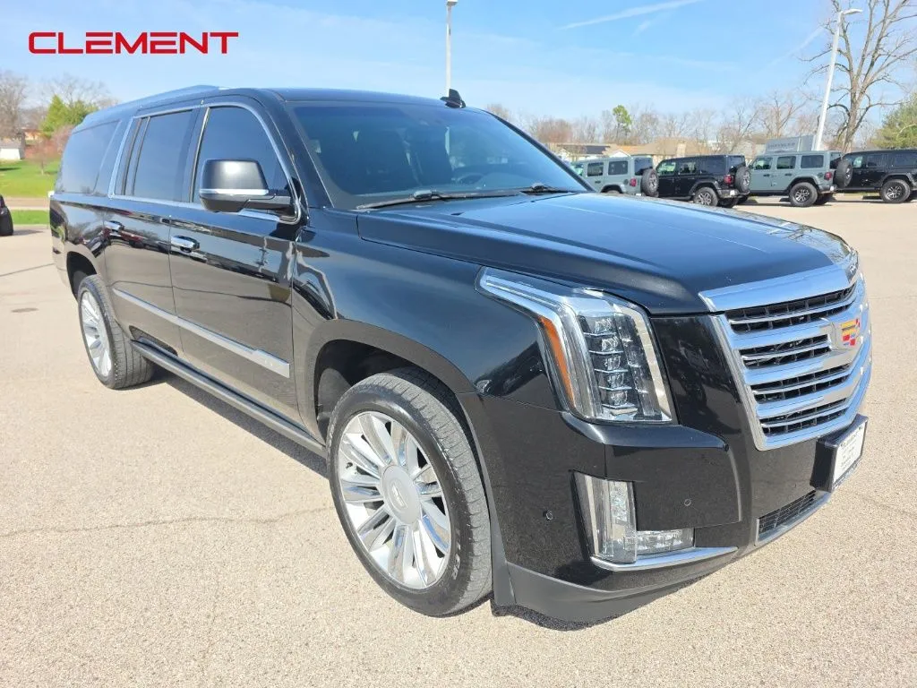 Black 2019 Cadillac Escalade ESV Platinum Edition for sale in Columbia, IL