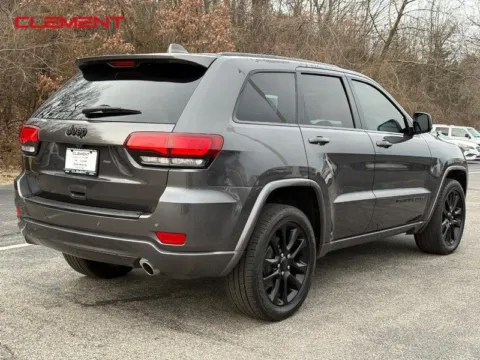 More photos of 2018 Jeep Grand Cherokee Altitude at Clement Chrysler Dodge Jeep Ram Columbia, IL