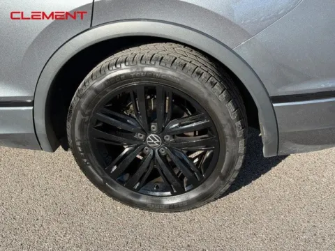 More photos of 2022 Volkswagen Tiguan 2.0T SE R-Line Black at Clement Chrysler Dodge Jeep Ram Columbia, IL