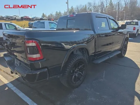 More photos of 2022 Ram 1500 Laramie at Clement Chrysler Dodge Jeep Ram Columbia, IL