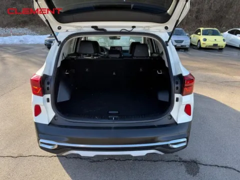 More photos of 2022 Kia Seltos S at Clement Chrysler Dodge Jeep Ram Columbia, IL