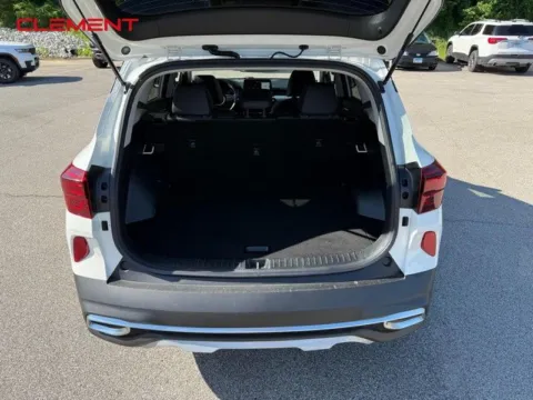 More photos of 2022 Kia Seltos S at Clement Chrysler Dodge Jeep Ram Columbia, IL