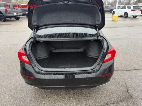 More photos of 2021 Honda Accord Hybrid EX-L at Clement Chrysler Dodge Jeep Ram Columbia, IL