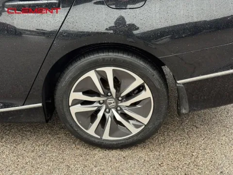 More photos of 2021 Honda Accord Hybrid EX-L at Clement Chrysler Dodge Jeep Ram Columbia, IL