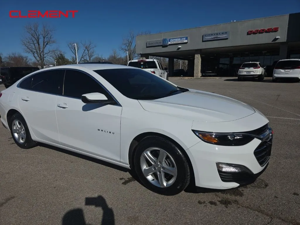 White 2024 Chevrolet Malibu LS for sale in Columbia, IL