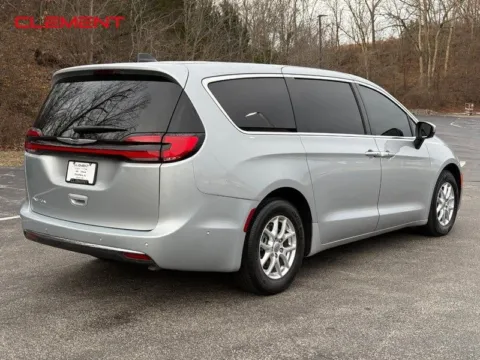 More photos of 2023 Chrysler Pacifica Touring L at Clement Chrysler Dodge Jeep Ram Columbia, IL