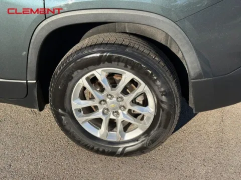 More photos of 2019 Chevrolet Traverse 3LT at Clement Chrysler Dodge Jeep Ram Columbia, IL