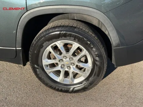 More photos of 2019 Chevrolet Traverse 3LT at Clement Chrysler Dodge Jeep Ram Columbia, IL