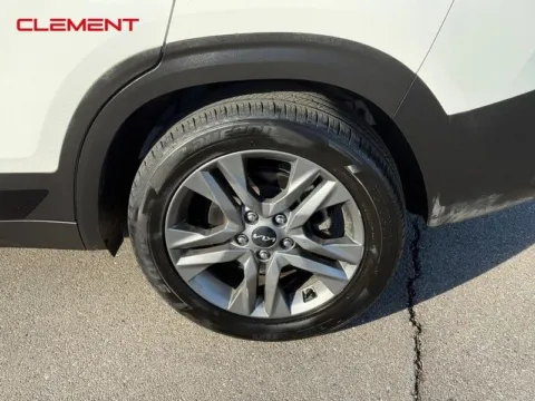 More photos of 2022 Kia Seltos S at Clement Chrysler Dodge Jeep Ram Columbia, IL