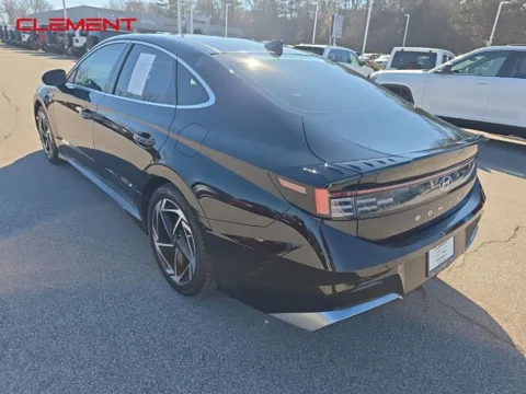 More photos of 2024 Hyundai Sonata SEL at Clement Chrysler Dodge Jeep Ram Columbia, IL