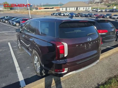 More photos of 2021 Hyundai Palisade Limited at Clement Chrysler Dodge Jeep Ram Columbia, IL