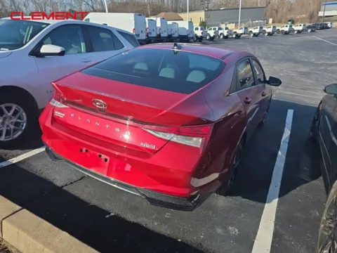 More photos of 2023 Hyundai Elantra Hybrid Limited at Clement Chrysler Dodge Jeep Ram Columbia, IL