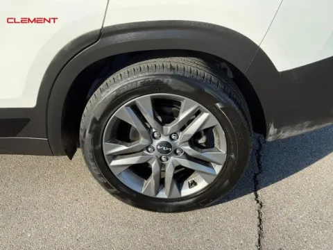 More photos of 2022 Kia Seltos S at Clement Chrysler Dodge Jeep Ram Columbia, IL