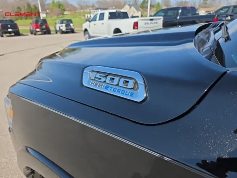 More photos of 2024 Ram 1500 Limited at Clement Chrysler Dodge Jeep Ram Columbia, IL
