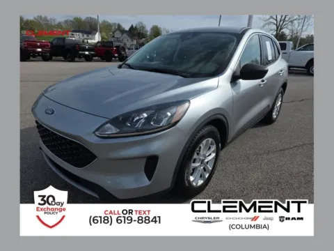 Silver 2022 Ford Escape SE for sale in Columbia, IL