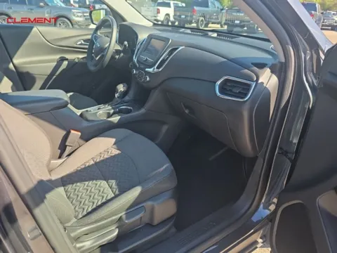 More photos of 2023 Chevrolet Equinox LT at Clement Chrysler Dodge Jeep Ram Columbia, IL