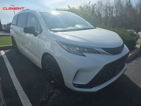 More photos of 2023 Toyota Sienna XSE at Clement Chrysler Dodge Jeep Ram Columbia, IL
