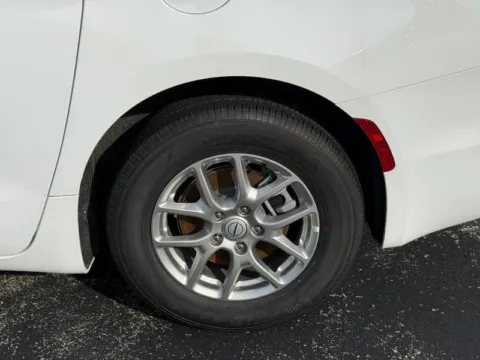 More photos of 2026 Chrysler Voyager LX at Clement Chrysler Dodge Jeep Ram Columbia, IL