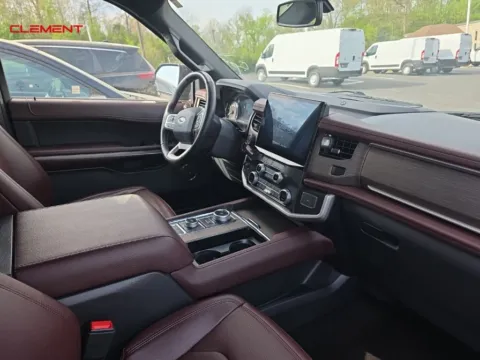 More photos of 2022 Ford Expedition Max Limited at Clement Chrysler Dodge Jeep Ram Columbia, IL