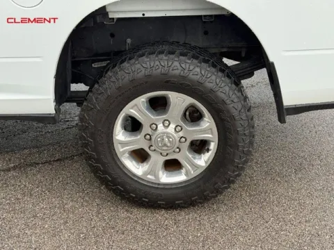 More photos of 2023 Ram 3500 Big Horn at Clement Chrysler Dodge Jeep Ram Columbia, IL