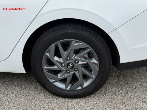 More photos of 2024 Hyundai Elantra SEL at Clement Chrysler Dodge Jeep Ram Columbia, IL