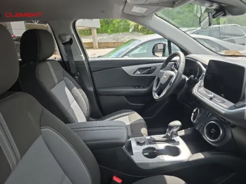 More photos of 2025 Chevrolet Blazer LT at Clement Chrysler Dodge Jeep Ram Columbia, IL
