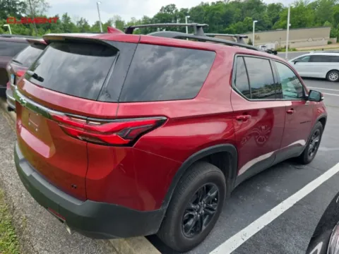 More photos of 2023 Chevrolet Traverse LT Leather at Clement Chrysler Dodge Jeep Ram Columbia, IL