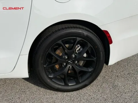 More photos of 2025 Chrysler Pacifica Limited at Clement Chrysler Dodge Jeep Ram Columbia, IL