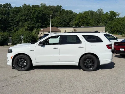 Photos of 2026 Dodge Durango GT Plus HEMI V8 for sale in Columbia, IL at Clement Chrysler Dodge Jeep Ram Columbia