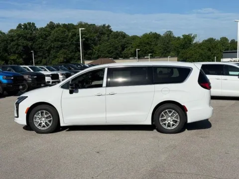 Photos of 2027 Chrysler Pacifica Select for sale in Columbia, IL at Clement Chrysler Dodge Jeep Ram Columbia