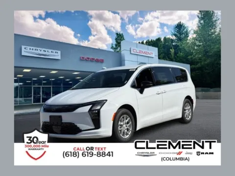 White 2027 Chrysler Pacifica Select for sale in Columbia, IL