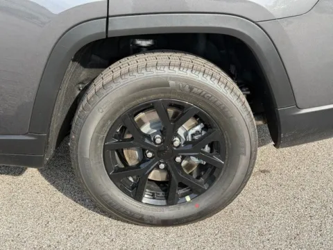 More photos of 2026 Jeep Grand Cherokee L Altitude at Clement Chrysler Dodge Jeep Ram Columbia, IL