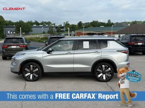 Photos of 2025 Mitsubishi Outlander SE for sale in Columbia, IL at Clement Chrysler Dodge Jeep Ram Columbia