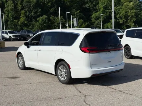 Another view of 2027 Chrysler Pacifica Select for sale in Columbia, IL at Clement Chrysler Dodge Jeep Ram Columbia