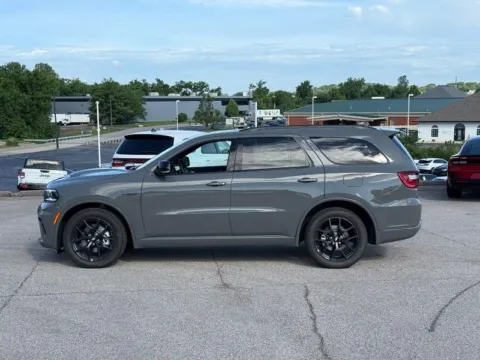 Photos of 2026 Dodge Durango GT Plus HEMI V8 for sale in Columbia, IL at Clement Chrysler Dodge Jeep Ram Columbia