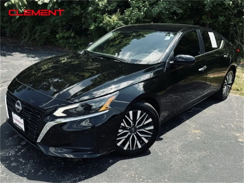 2023 Nissan Altima 2.5 SV for sale in Columbia, IL