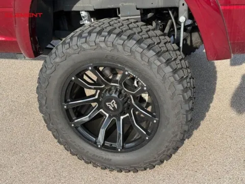 More photos of 2024 Ram 2500 Big Horn at Clement Chrysler Dodge Jeep Ram Columbia, IL