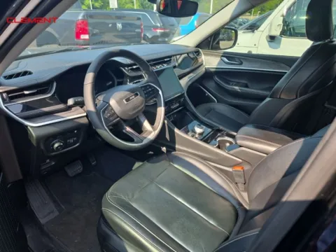 More photos of 2022 Jeep Grand Cherokee 4xe at Clement Chrysler Dodge Jeep Ram Columbia, IL