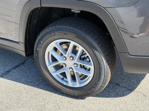 More photos of 2026 Jeep Grand Cherokee L Laredo X at Clement Chrysler Dodge Jeep Ram Columbia, IL