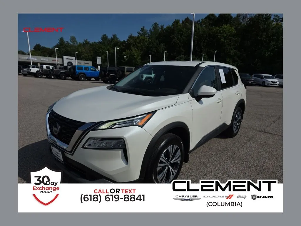 White 2023 Nissan Rogue SV for sale in Columbia, IL